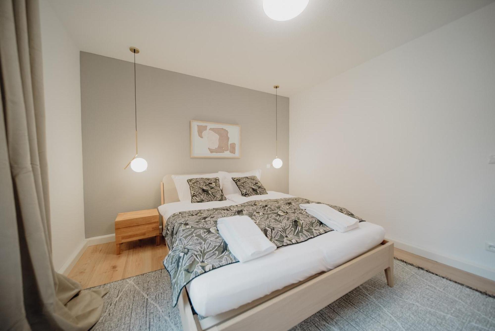 Coblenz Suites - Design Apartment City โคเบลนซ์ ภายนอก รูปภาพ